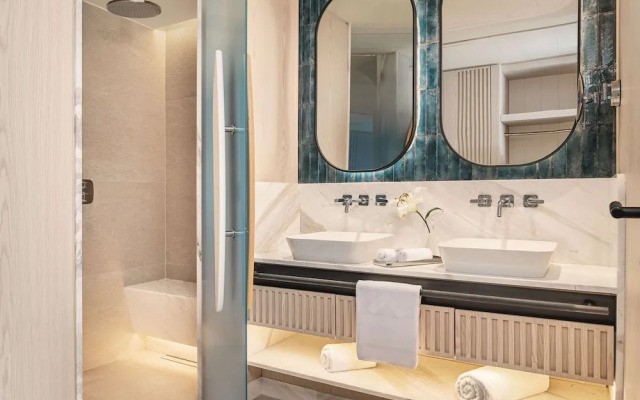 Swissotel Residences Cesme