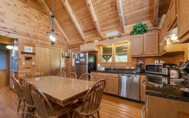 Sweet Magnolia 2 Bedroom Home