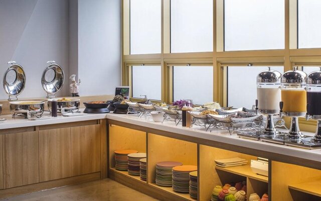 Kenny Stay Jeju Seogwipo