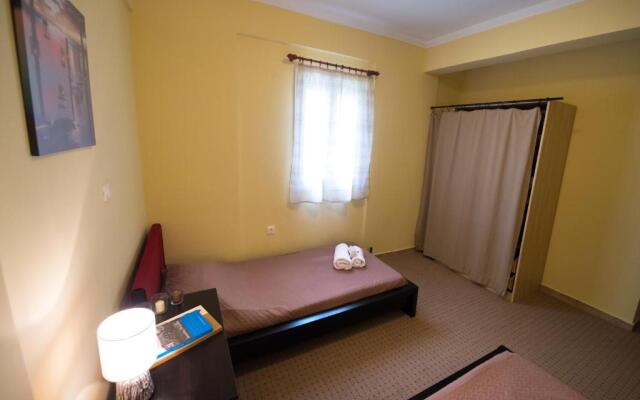Modern Apartment 15 mins from the town of Lefkas