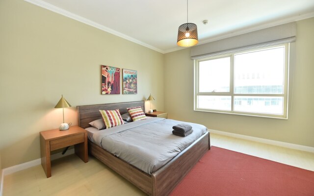 2-BR Marina View Retreat at Marina Quays - DSY