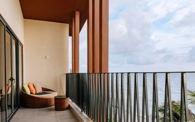 Dusit Princess Moonrise Beach Resort