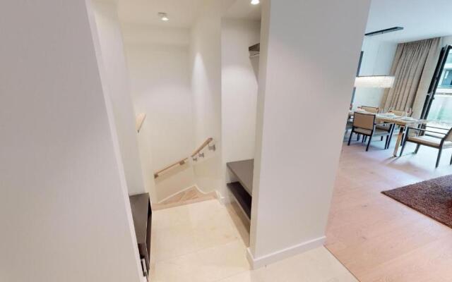 White Pearl Apartment 0.04