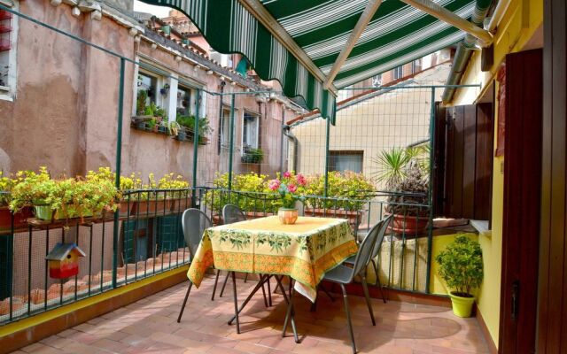 Ve.N.I.Ce Cera Casa della Zia