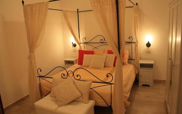A&I Holiday House