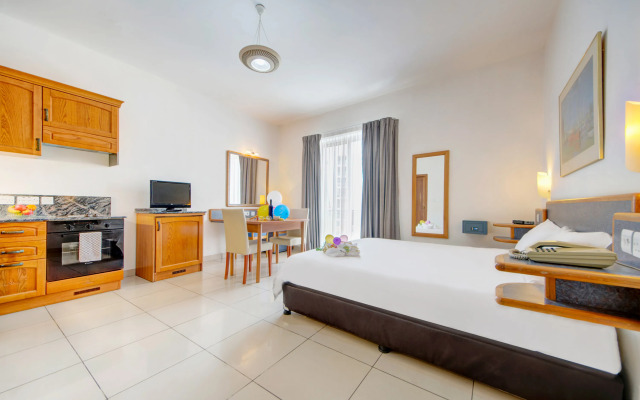 AX Sunny Coast Resort & Spa