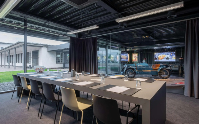 V8 Hotel Köln