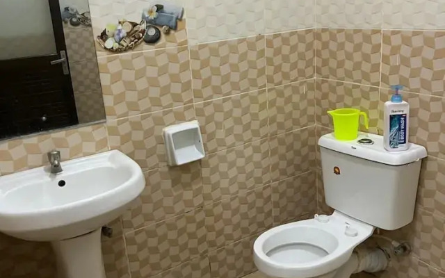 Lux Suites Lakeview Studios  Bamburi