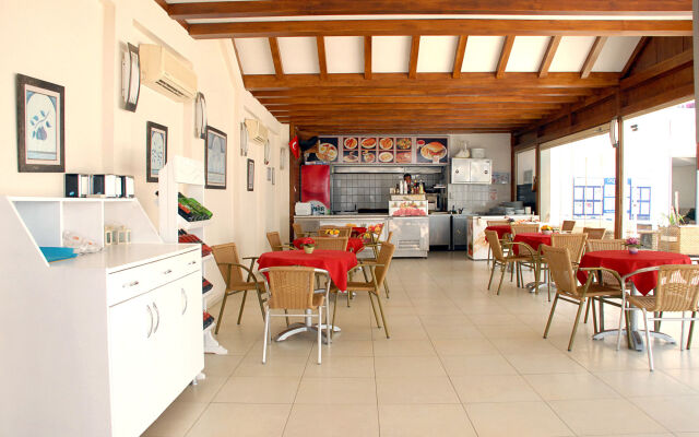 Queen Resort Hotel