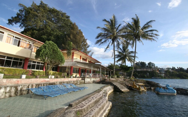 Airy TPR Sinaga 1 Parapat