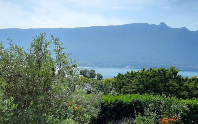Le Lac