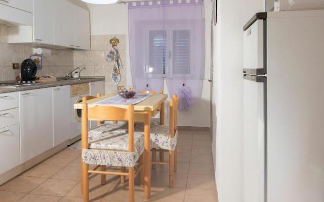 Pomarance Apartment