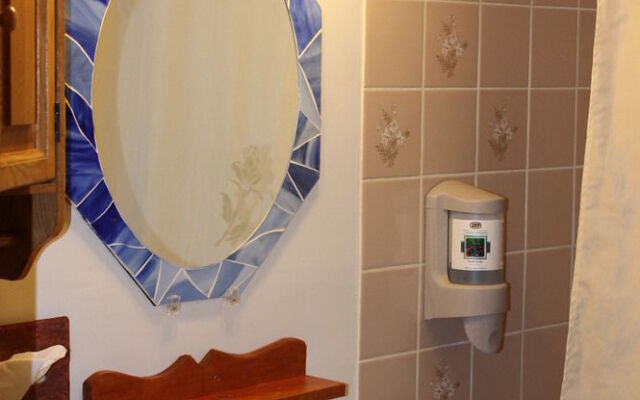 Columbia Valley B & B