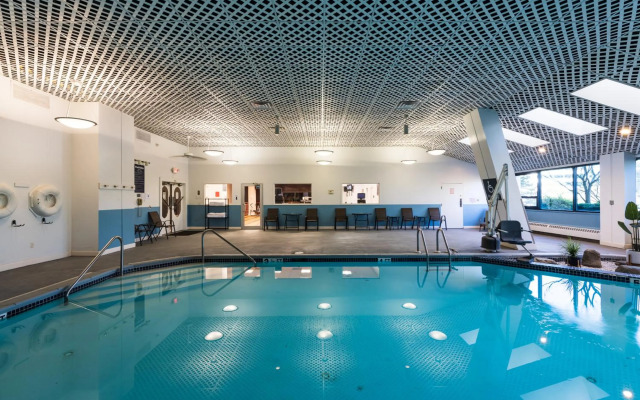 APA Hotel Woodbridge