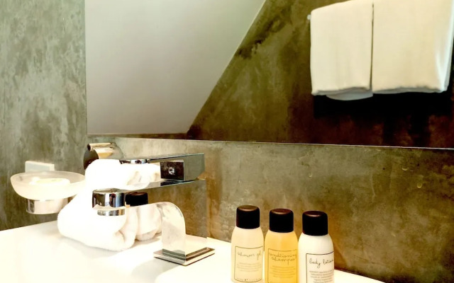 Red Sunset Private Pool Villa - Hotel Managed