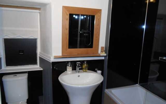 Brookhouse Guest House