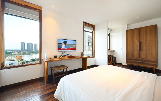 Sky Gem Central Hotel