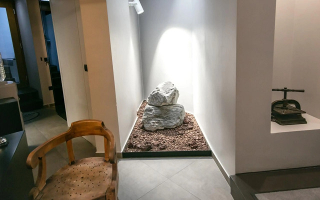 Marquise Suites - Adults Only