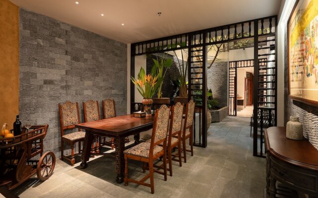 Le Parfum Apartment And Hotel