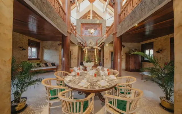 Massive Villa Brawa in Canggu