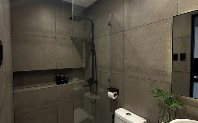 Caldwell Boutique Hotel