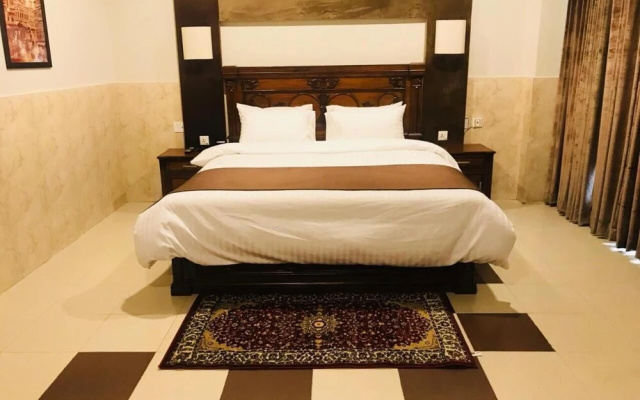 Hotel One Mall Road Murree