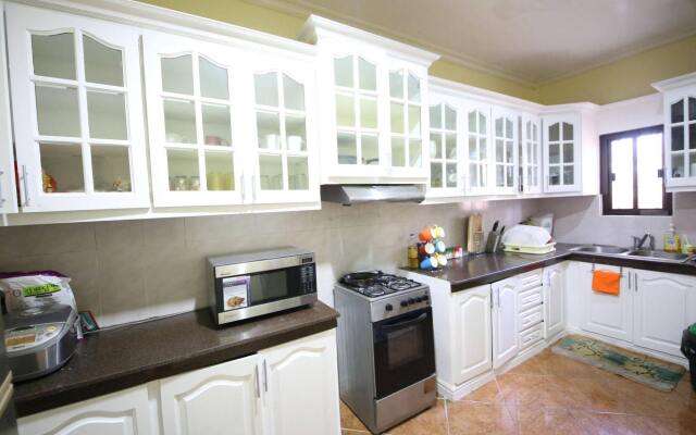 Dee Guesthouse - White Sands