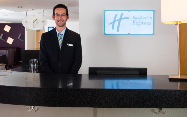 Holiday Inn Express Hemel Hempstead, an IHG Hotel