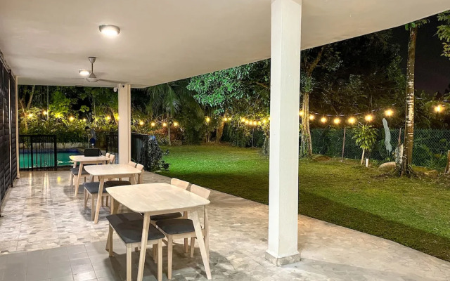 Bukit Tunku Grande Villa by uBook