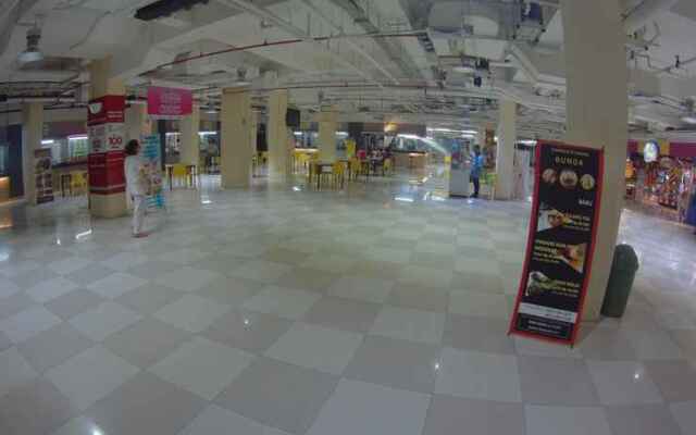 Green Pramuka City Apartment