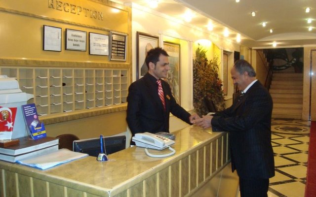 Aykut Palas Otel