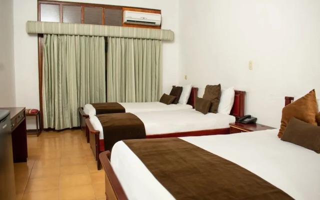 Hotel Palmarena