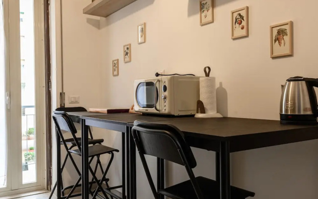 Via Coriolano 8 in Naples