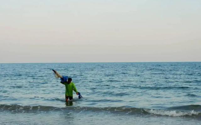 Saphli Villa Beach Resort