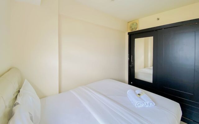 Homey And Comfort 2Br Green Pramuka City Apartment