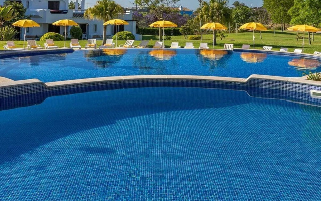 Amazing 2-bedroom Appartment With big Terrace!