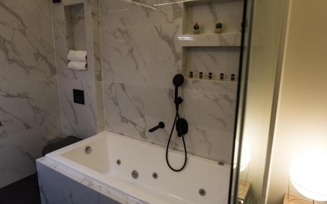 Asklipios Luxury Suite