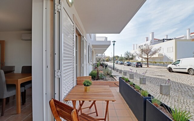 Tavira Formosa BAY 1 by Homing