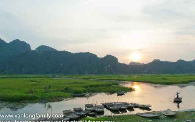 Van Long Family Homestay