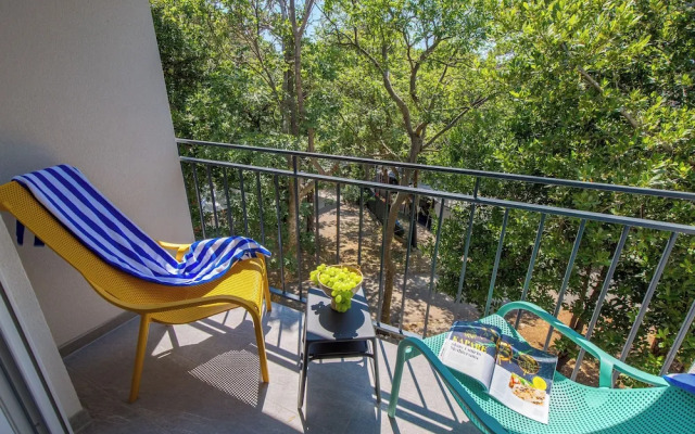 Holiday Homes Oštro