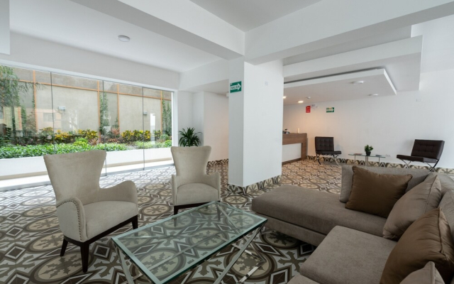 Simply Comfort Ocean View Penthouse 420m2