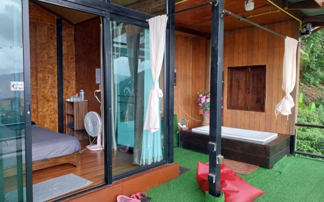 MonLomNao Homestay