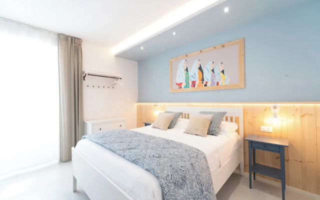 Velis - art & hospitality
