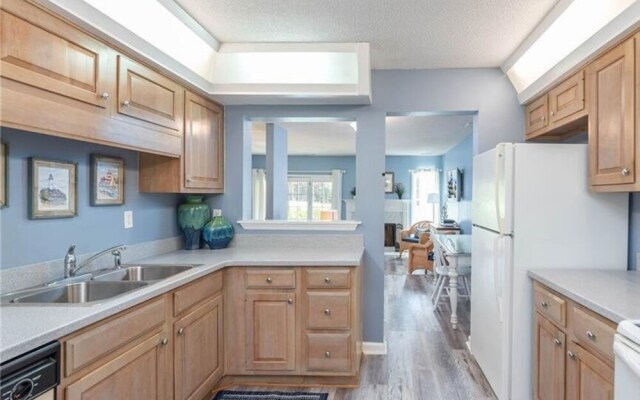 163evian 2 Bedroom Condo