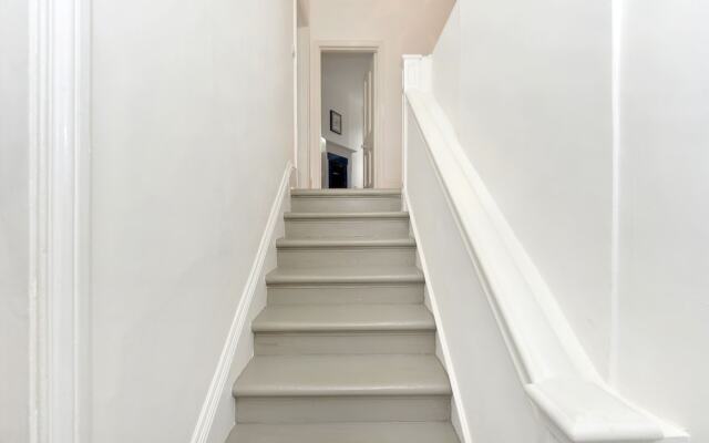 London Lifestyle - Knightsbridge VI