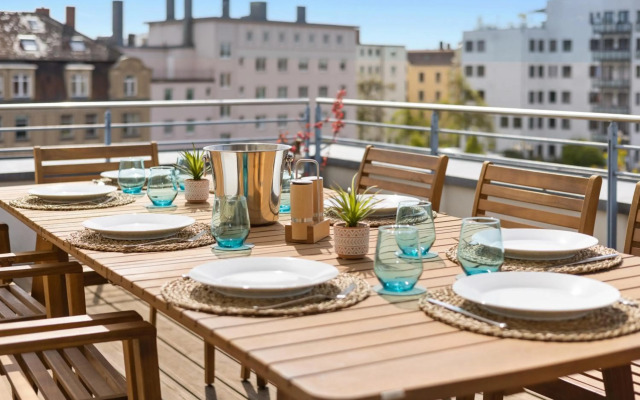 BRIGHT: The PENTHOUSE - Jacuzzi - BBQ - Parkplatz/Parking