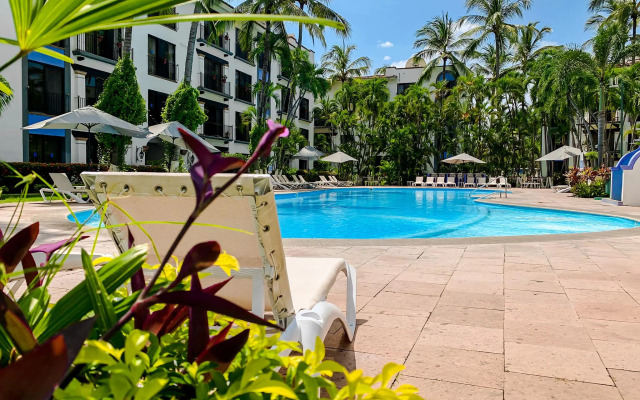 Puerto de Luna Pet Friendly & Family Suites Hotel