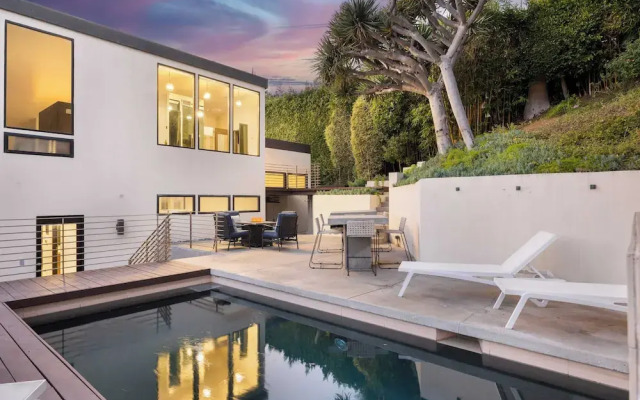 Kings Road West Hollywood Luxury Pool, Views, Firepit, Modern Design