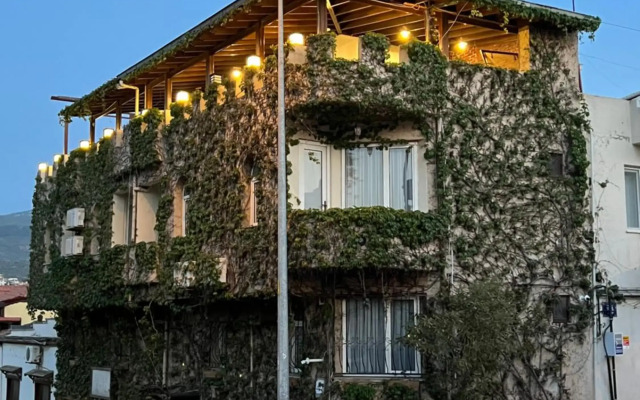 Hotel Bella