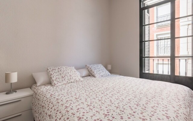 Montalban Suites. Luxury Apartment in the City Center